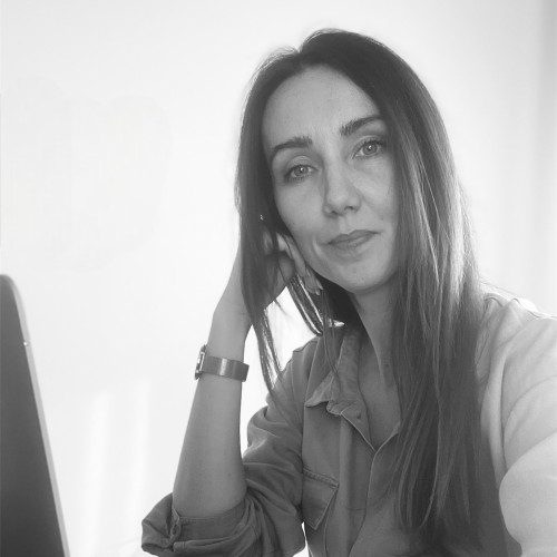  Dana Muchová